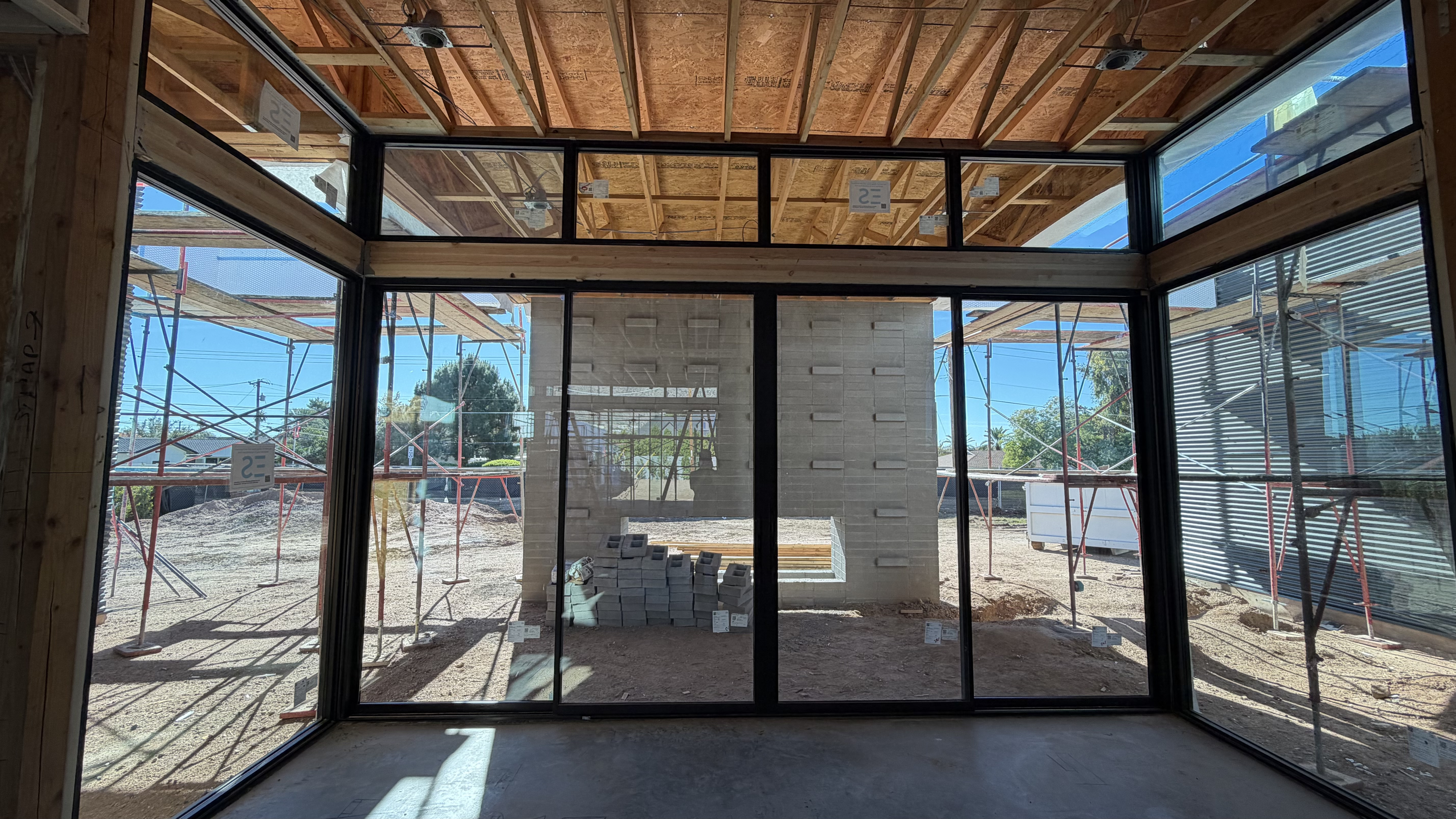 NAG | Architectural Glass & Window Installation